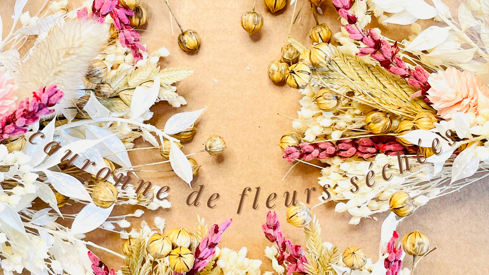 Couronne de fleurs séchées : le DIY tendance - Les Ateliers de MireiaLes  Ateliers de Mireia | DIY, tutoriels, idées déco & loisirs créatifs